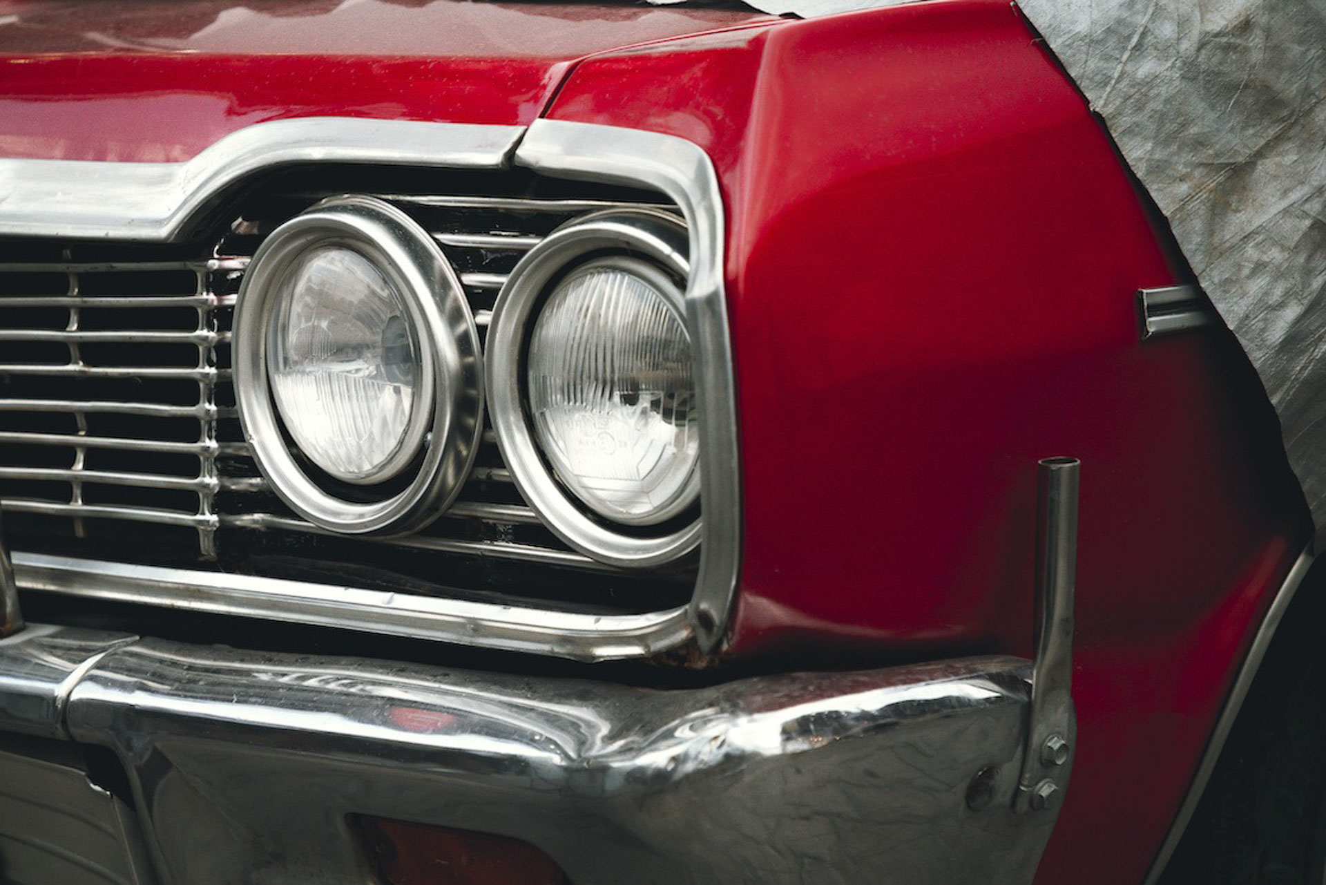 5 tips on picking your classic car storage a